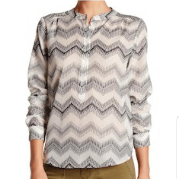 J. Crew Factory Zig Zag Clip Dot Popover Top - Picture 1 of 16